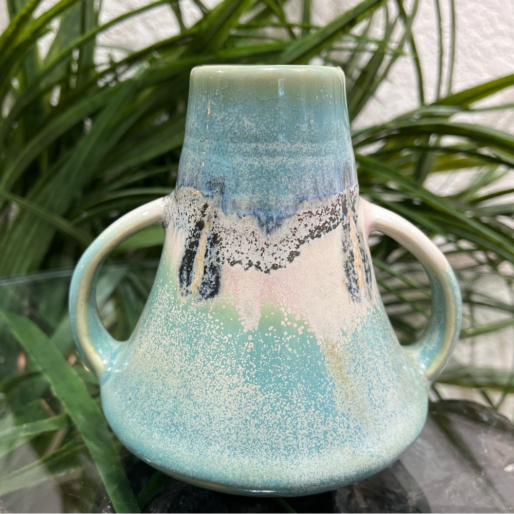 💥Vintage💥 Japanese Two Handle Design Mid Century 1960s Art Pottery - Picture 8 of 10